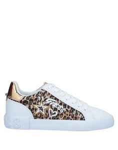 Низкие кеды и кроссовки Guess