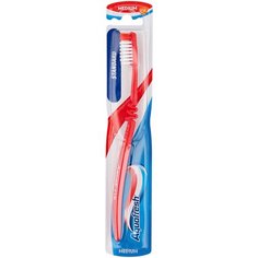 Зубная щетка Aquafresh Standard, красный