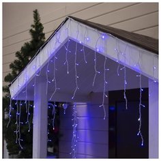Гирлянда уличная Luazon Lighting "Бахрома" 4*0,6 м, LED-180/60-220V, мерцание, нить белая, свечение сине-белое (3584222)