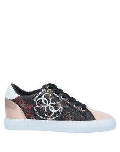 Низкие кеды и кроссовки Guess