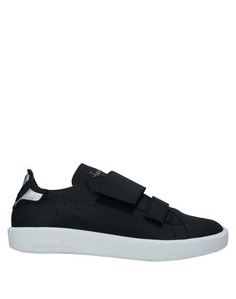 Низкие кеды и кроссовки Diadora
