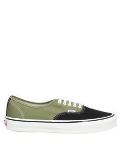 Низкие кеды и кроссовки Vans