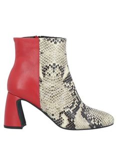 Полусапоги и высокие ботинки Pianura