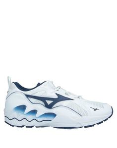 Низкие кеды и кроссовки Mizuno