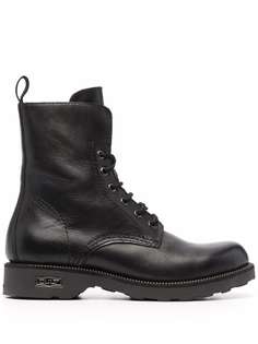 Cult side logo-plaque boots