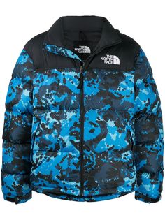 The North Face пуховик Nuptse 1996 с камуфляжным принтом
