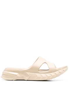 Givenchy шлепанцы Marshmallow на массивной подошве