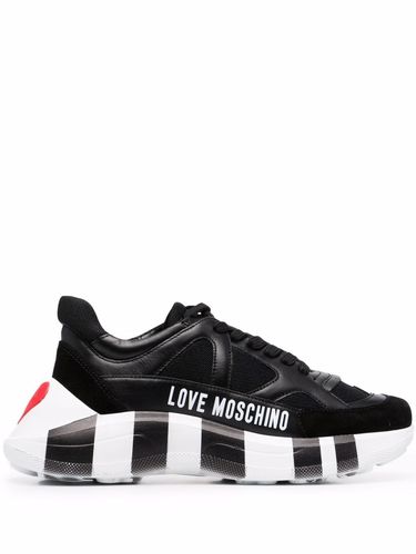 Распродажа сумок love moschino. Смотреть фото Распродажа сумок love moschino. Смотреть картинку Распродажа сумок love moschino. Картинка про Распродажа сумок love moschino. Фото Распродажа сумок love moschino