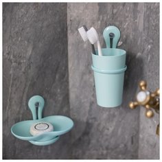 Мыльница на присоске LOOP прозрачная Koziol