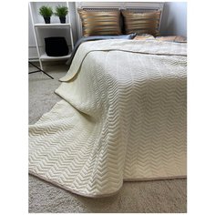 Покрывало стеганое из софта 160/220, белое. Farfalina