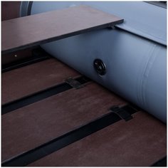 Моторная лодка YUKONA 230 TL с реечным фанерным пайолом серая