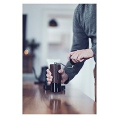 Кофемолка ручная Comandante C40 NITRO BLADE Chocolate Fineline
