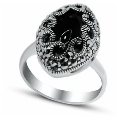 Silver WINGS Кольцо с ониксами и марказитами из серебра 210026-39-228, размер 17