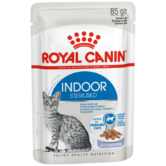 Влажный корм для стерилизованных кошек Royal Canin для живущих в помещении 85 г (кусочки в желе)