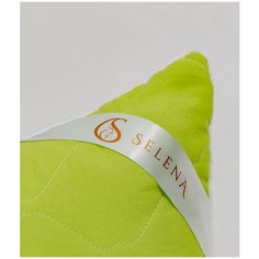 Подушка SELENA Crinkle line 50x70 см, Искусственный лебяжий пух, Зеленый