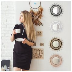 Зеркало наст пласт круг СОЛНЦЕ d10,5/24см б/увел сост серебр к/кор 3524744 Сима ленд