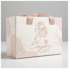 Коробка подарочная «Нежность», 22 × 15 × 8 см 5205154 Дарите счастье