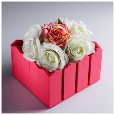 Кашпо деревянное 18×18×14 см "Заборчик", розовый 4388436 Сима ленд