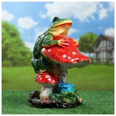 Садовая фигура "Лягушка на мухоморе" 27х26х38см 1076269 Хорошие сувениры