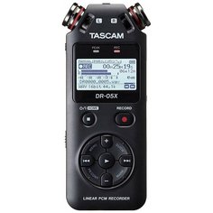 Портативный рекордер Tascam DR-05X черный