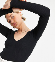 Черный топ с V-образным вырезом и волнистым краем ASOS DESIGN Tall-Черный цвет