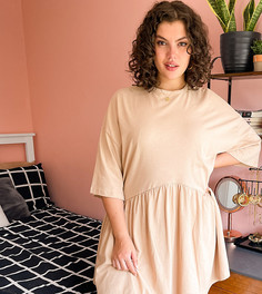 Oversized-платье мини бежевого цвета с присборенной юбкой и заниженной талией ASOS DESIGN Curve-Коричневый цвет
