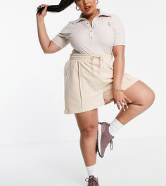 Светло-бежевые трикотажные шорты из органического хлопка с защипами ASOS DESIGN Curve-Светло-бежевый цвет