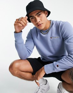 Голубой свитшот с маленьким логотипом-надписью Champion