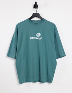 Голубая oversized-футболка с принтом на груди ASOS Daysocial-Голубой