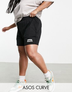 Черные oversized-шорты с принтом в университетском стиле ASOS Weekend Collective Curve-Черный цвет