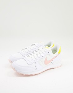 Бело-оранжевые кроссовки Nike Internationalist-Белый