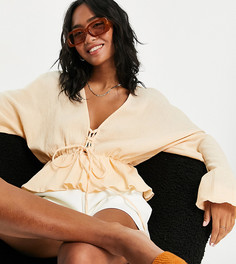 Персиковый топ из жатой ткани со шнуровкой спереди ASOS DESIGN Petite-Черный цвет