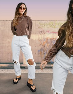 Белые свободные джинсы из смесового органического хлопка в винтажном стиле с завышенной талией и рваной отделкой ASOS DESIGN-Голубой