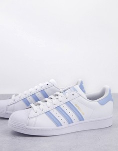 Белые кроссовки с голубыми полосками adidas Originals Superstar-Белый