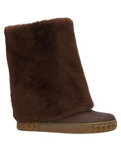Полусапоги и высокие ботинки Casadei