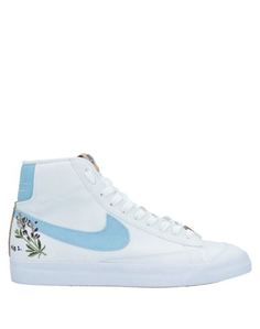 Кеды и кроссовки Nike