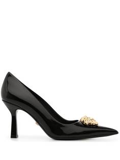 Versace туфли с заостренным носком и декором Medusa