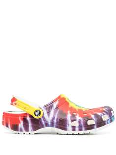 Crocs клоги с принтом тай-дай