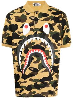 A BATHING APE® рубашка поло Shark с камуфляжным принтом