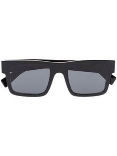 Prada Eyewear солнцезащитные очки в квадратной оправе с логотипом