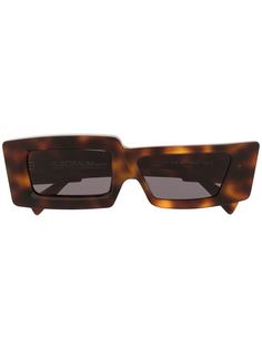 Kuboraum солнцезащитные очки в прямоугольной оправе черепаховой расцветки