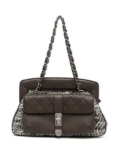 Chanel Pre-Owned сумка на плечо 2004-го года с тисненым логотипом
