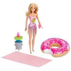 Игровой набор Mattel Barbie Семья Вечеринка в бассейне кукла с аксессуарами Блондинка GHT20