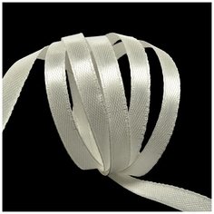 Лента атласная 1/4 (6мм) цв.4000 молочный белый IDEAL уп.27,4 м