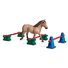 Игровой набор Schleich Препятствия для конкура с лошадью 42483
