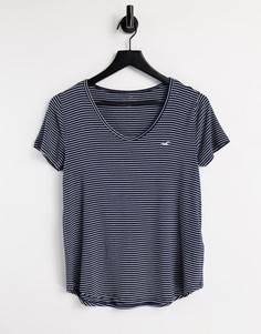 Базовая футболка с V-образным вырезом в полоску темно-синего цвета Hollister-Темно-синий