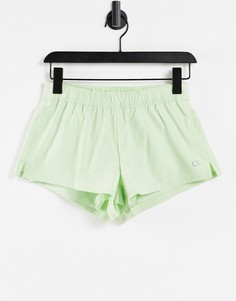 Зеленые шорты 2-в-1 Calvin Klein Sports-Зеленый цвет