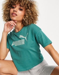 Укороченная футболка шалфейно-зеленого цвета с логотипом Puma Essentials-Зеленый цвет