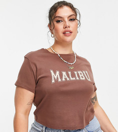 Коричневая футболка из жатой ткани с принтом Malibu ASOS DESIGN Curve-Коричневый цвет