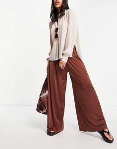 Широкие пляжные брюки коричневого цвета из тонкого трикотажа ASOS DESIGN - «Выбирай и комбинируй»-Коричневый цвет